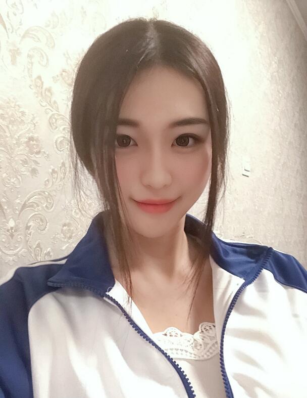 美女主播钰儿个人生活照写真 娱加文儿徒弟钰儿图片大全